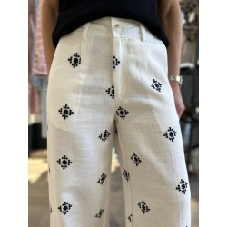 Pantalon Blanc Brodé Noir en Lin