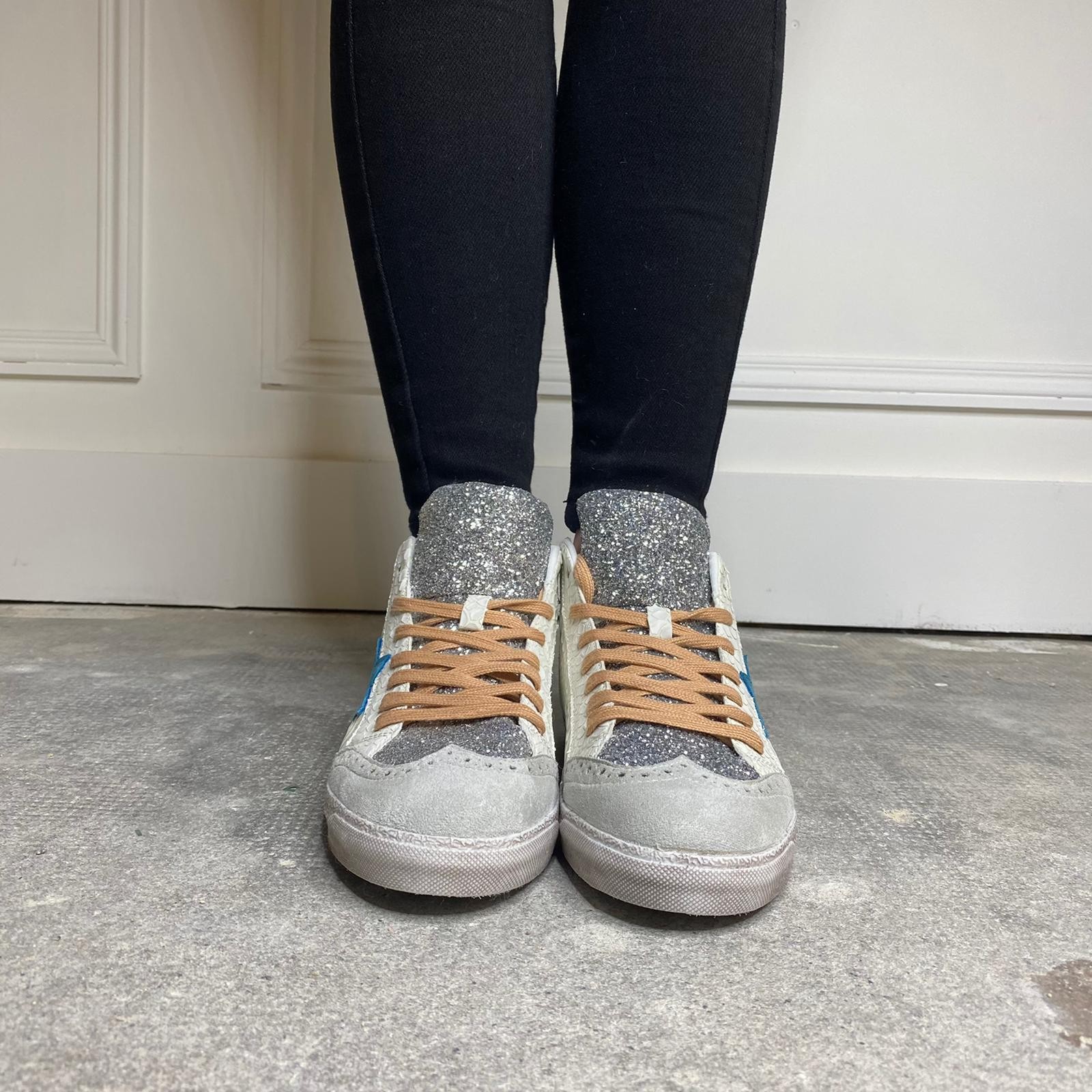 basket blanche etoile