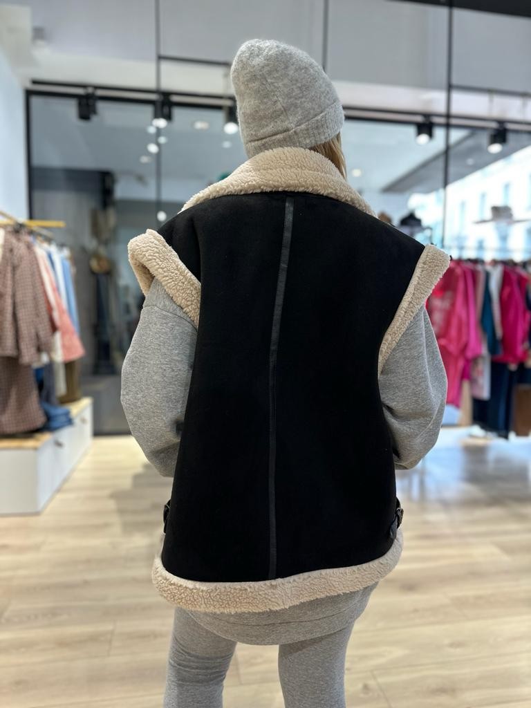 bombardier sans manche noir